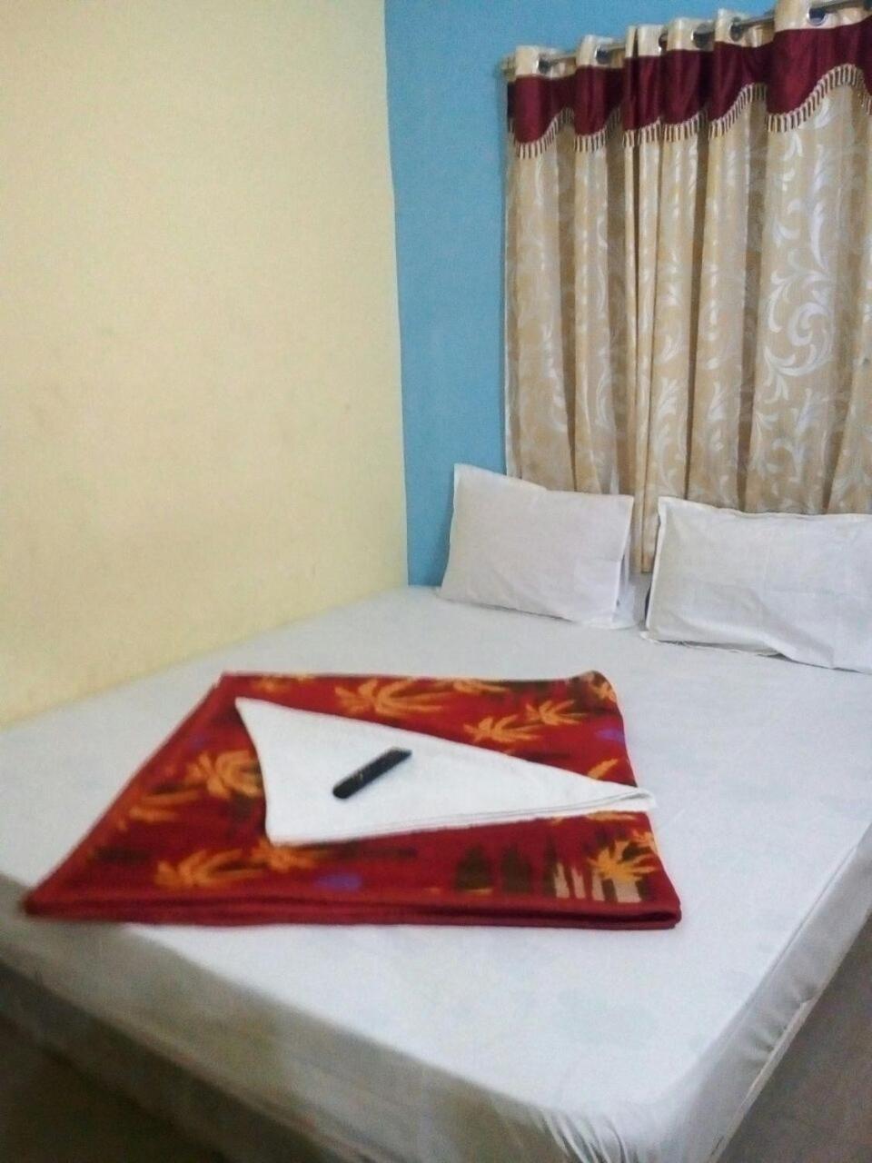 Sri Thanga Harish Cottage Jerkaud Kültér fotó