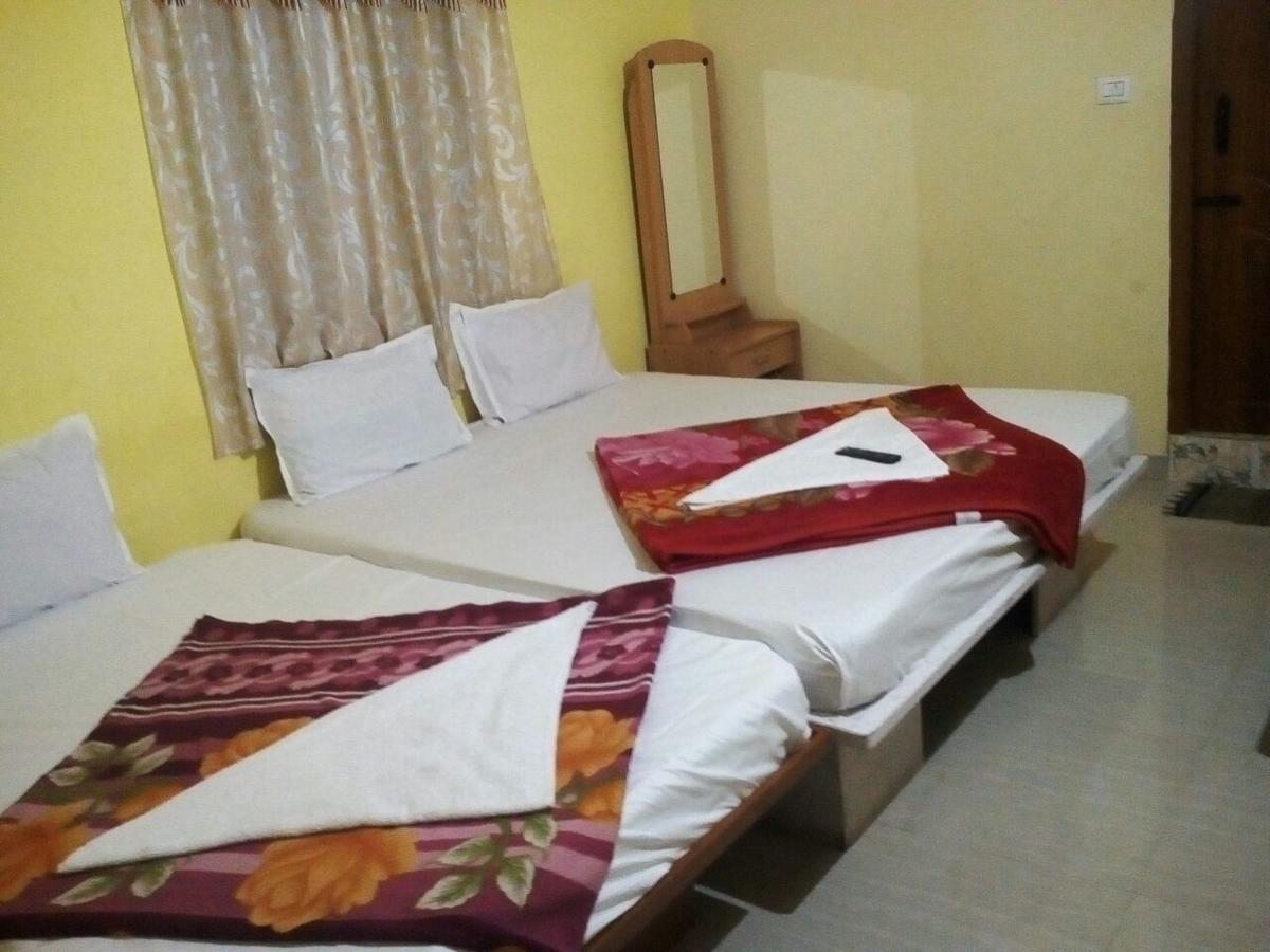 Sri Thanga Harish Cottage Jerkaud Kültér fotó