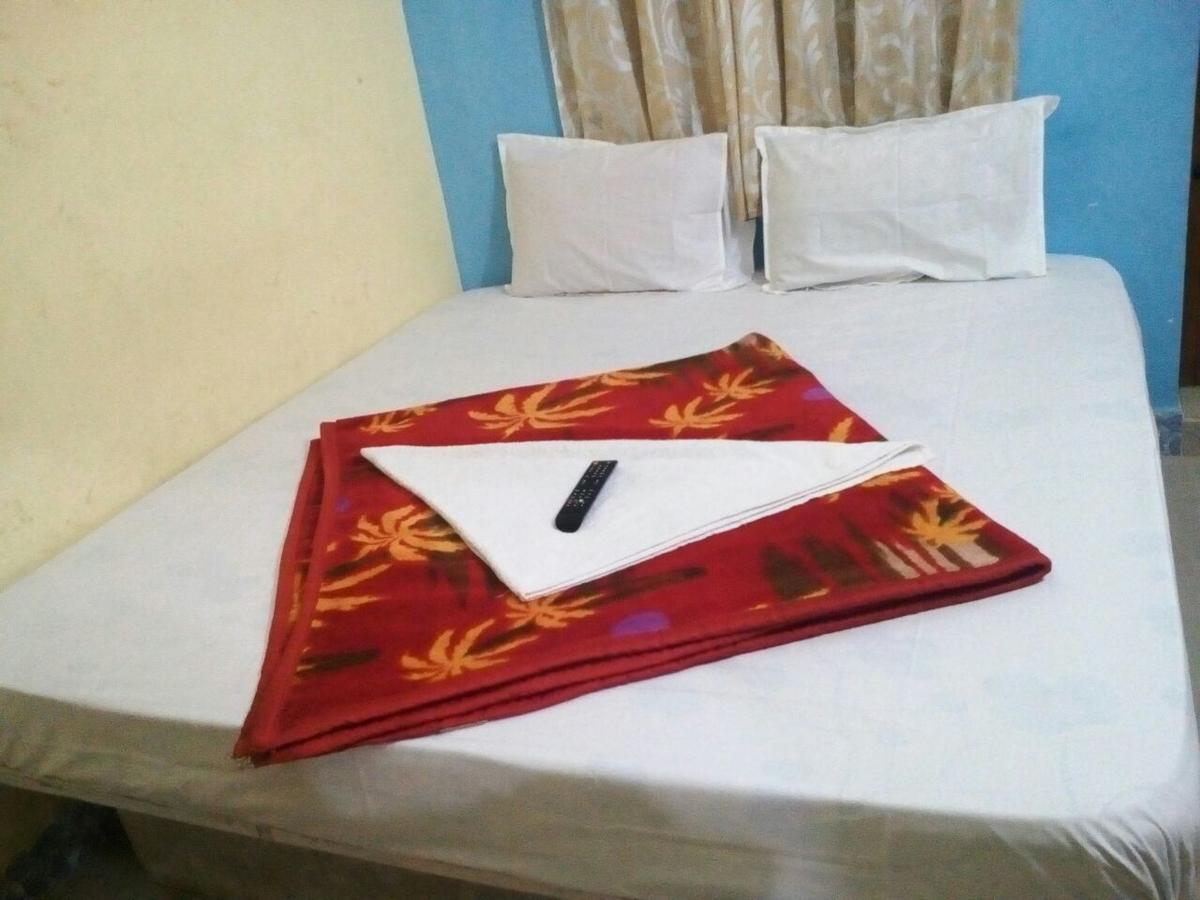 Sri Thanga Harish Cottage Jerkaud Kültér fotó