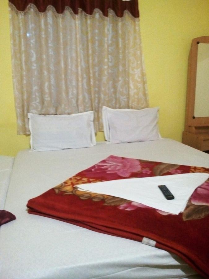 Sri Thanga Harish Cottage Jerkaud Kültér fotó
